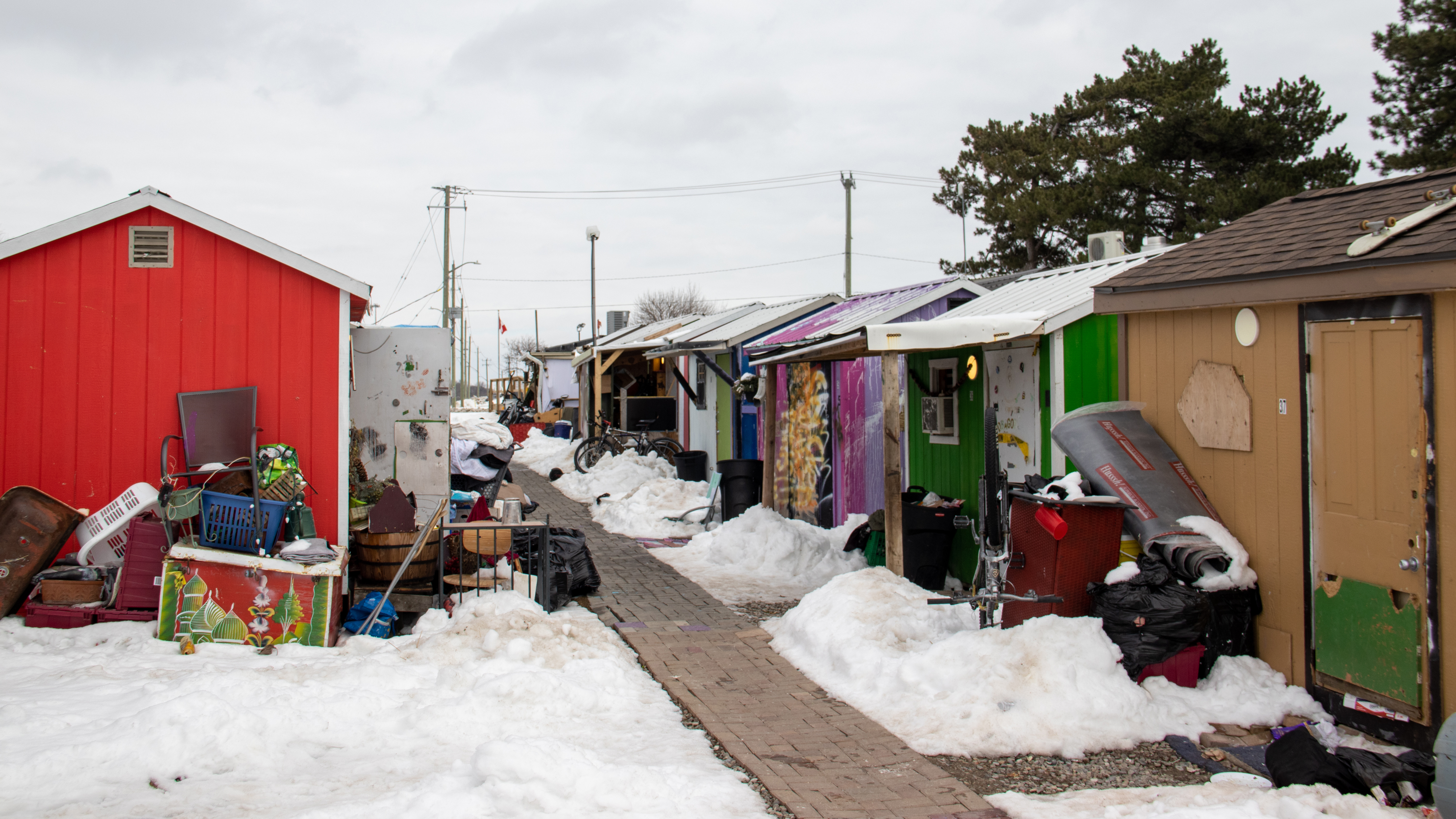 This woman hopes Moosonee allows her to live in her 'tiny home