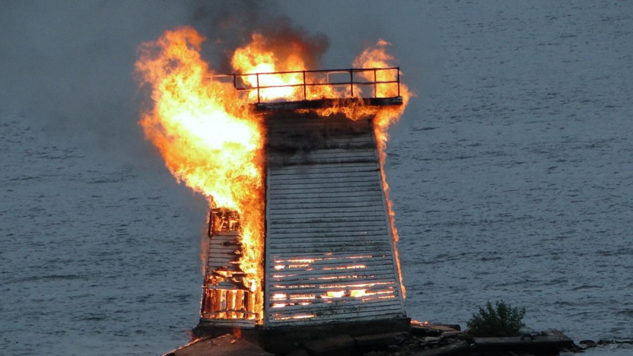 How Ontario's heritage lighthouses went up in smoke | TVO Today