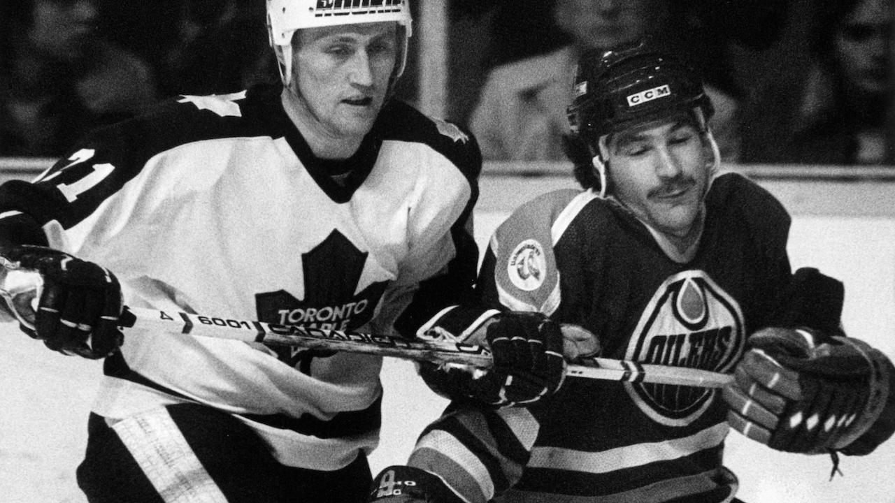 BÖRJE SALMING Swedish professional Ice hockey player, defender in Toronto  maple leafs NH L Stock Photo - Alamy